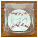 TONY GWYNN SIGNED BASEBALL | Tony Gwynn signed MLB baseball.