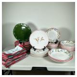 (26pc) LARGE LOT CHRISTMAS DISHES | Including: set of 8 green & red Maioliche Jessica Christmas plat