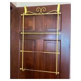 vtg towel rack display