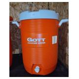 Gott water jug with spout 