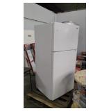 Vissani 18cu ft refrigerator