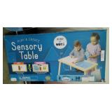 Chuckle & Roar Play & Create Sensory Table 