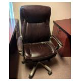 La-Z-Boy Office Chair, 46" x 30" x 20" 