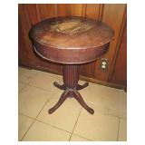 Vintage Wood round pedestal clawfoo...