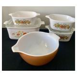 Grouping of Corning Ware and Pyrex Bowl