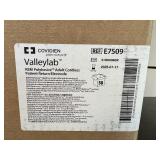 Valleylab REM PolyHesive single-use, non-corded patient return electrode, E7509. For use with RECQM generators.