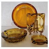 Lot of Vintage Amber Glass ashtrays