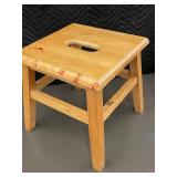 Wooden Step Stool with Handle