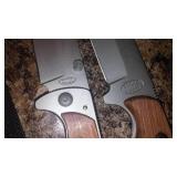 Frost Cutlery Knife Set. 2 Knives, One Sheath.