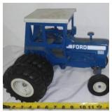 Ertl Ford 9600 Tractor, Nice.