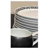 Mikasa Pivotal Onyx Dinnerware Set