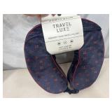 New Perry Ellis Memory Foam Travel Pillow