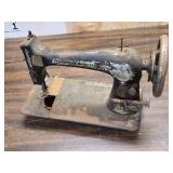 Vintage Singer Sewing Machine - Machine Only