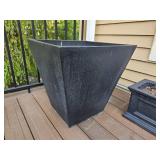 Veradek Modern Resin Large Planter