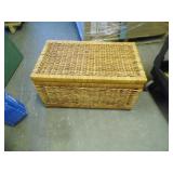 Wicker Woven Basket with lid