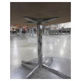 ROUND, LAMINATE TOP TABLES