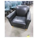 BERNHARDT BLACK LEATHER CLUB CHAIR