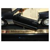 Maisto 1989 Mercedes Benz 500SL Diecast Metal Collectible 1:18 Scale