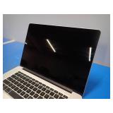 Apple MacBookPro11,2 A1398 // INTEL CORE I7-4960HQ 2.6 Ghz // 16GB DDR3 SDRAM // 15.4" screen with 2880 x 1800 HD Resolution // Includes IOS and Charging Cable // slight chips and scratches in retina 