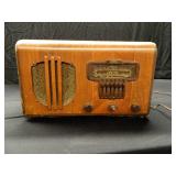 ANTIQUE RADIO