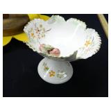 MISC KITCHEN LOT/MILK GLASS VASE