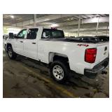 2018 Chevrolet Silverado 2500HD Crew Cab Duramax 4x4...LOW MILES