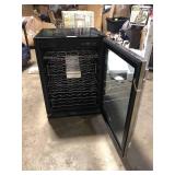 Vissani 23.4 in. 50 Bottle, 154 Can, Wine and Beverage Cooler with Stainless Steel Door   Customer Returns See Pictures