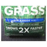 Scotts Turf Builder Rapid Grass Sun...