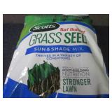 Scotts Turf Builder 16 lbs. Grass S...