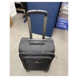 Delsey Paris Medium / Large Expandable Spinner Luggage - Like New