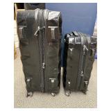 Samsonite 2 Piece Luggage Set, Large and Carryon size - spinners - black