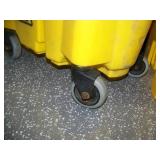 Mop with Rolling Bucket, (2) Caution / 