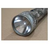 Camo Mag Lite 3D-Cell with Extra Bulb