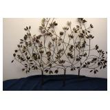 Stylish Metal Wall Decor - Leaf Design