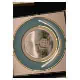 Set of 2 Avon Christmas Plates 1974 - 