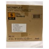 MSRP $220 = 1 Case (1000 gloves) NEW Ansell TQ-601 Microflex Soft White Nitrile Powder-Free Exam Gloves - Small with HYDRASOFT™ Skin Moisturizing Technology: inner coating helps skin retain 2x more 