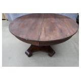 ANTIQUE / VINTAGE SMALLER OAK TABLE