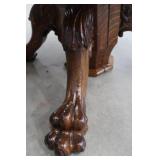 STUNNING CLAW FOOT TABLE