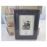 (D-3) 12 New 5" x 7" Photo Frames i...