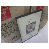 (CS) 12 New 5" x 7" Photo Frames in...