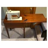 Vintage Singer Sewing Machine with Table