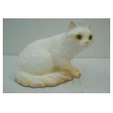 ceramic cat figurine with cat eyes 1983 Statuary Corp