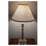 Decorative Elegant White Metal Table Lamp