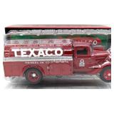 1 Die Cast Texaco Gaspump & 3 Trucks/Banks