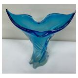 Beautiful Vintage Blue Twisted Art Glass Vase