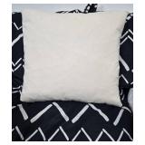 ROOM ESSENTIALS King Bedding & Explore Accent Pillow