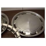 Set of 4 Vintage Aluminum Serving Trays and 4 Decorative Rings