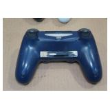 *3* Sony PlayStation 4 Controllers