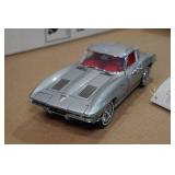 1963 Corvette 1:24 Franklin Mint Model Car