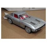 1963 Corvette 1:24 Franklin Mint Model Car